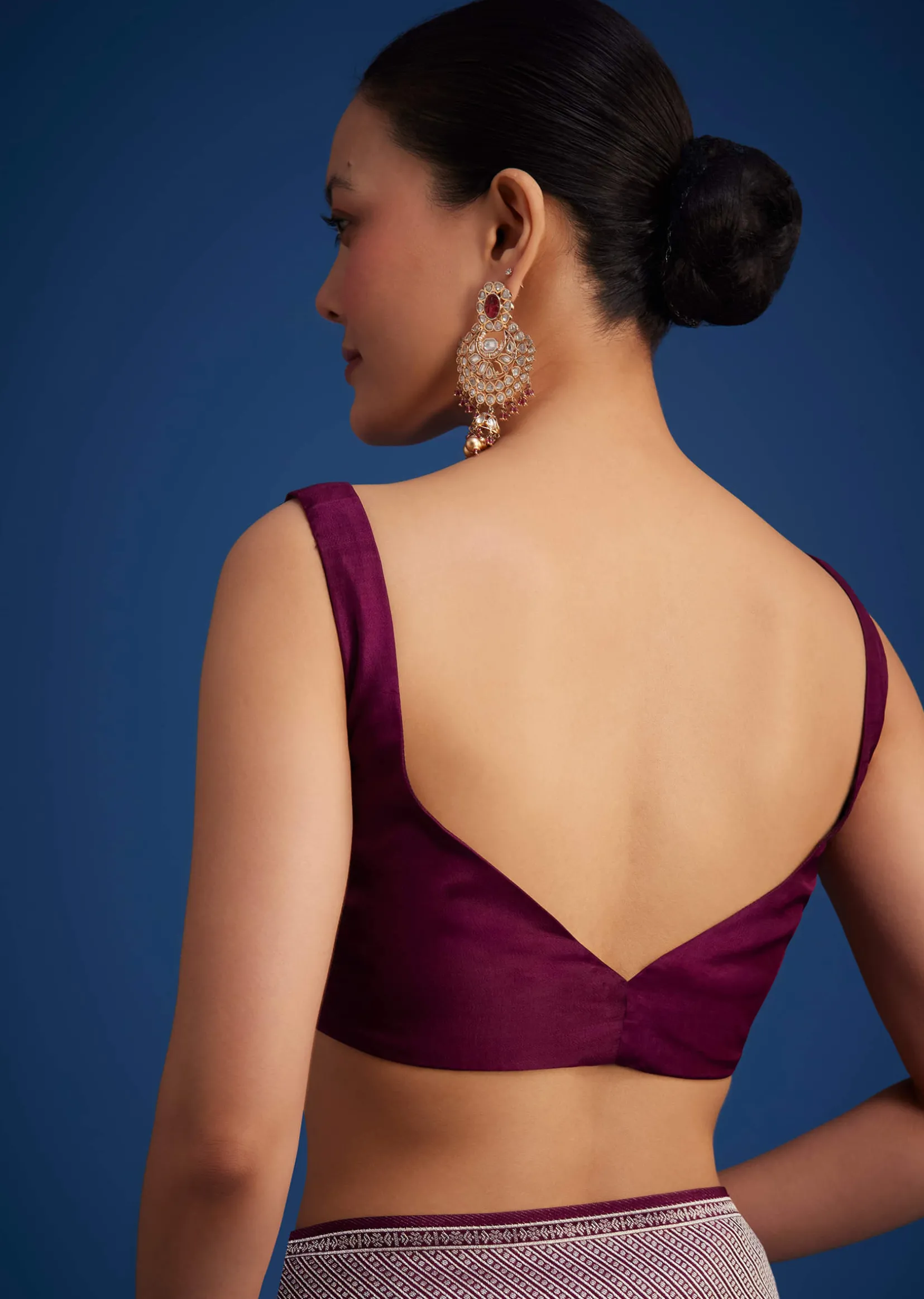 Purple Dola Silk Saree With Zari Woven Floral And Geometric Patterns