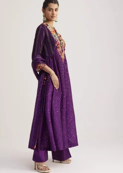 Purple Silk Kurta Set With Resham Embroidery And Dupatta