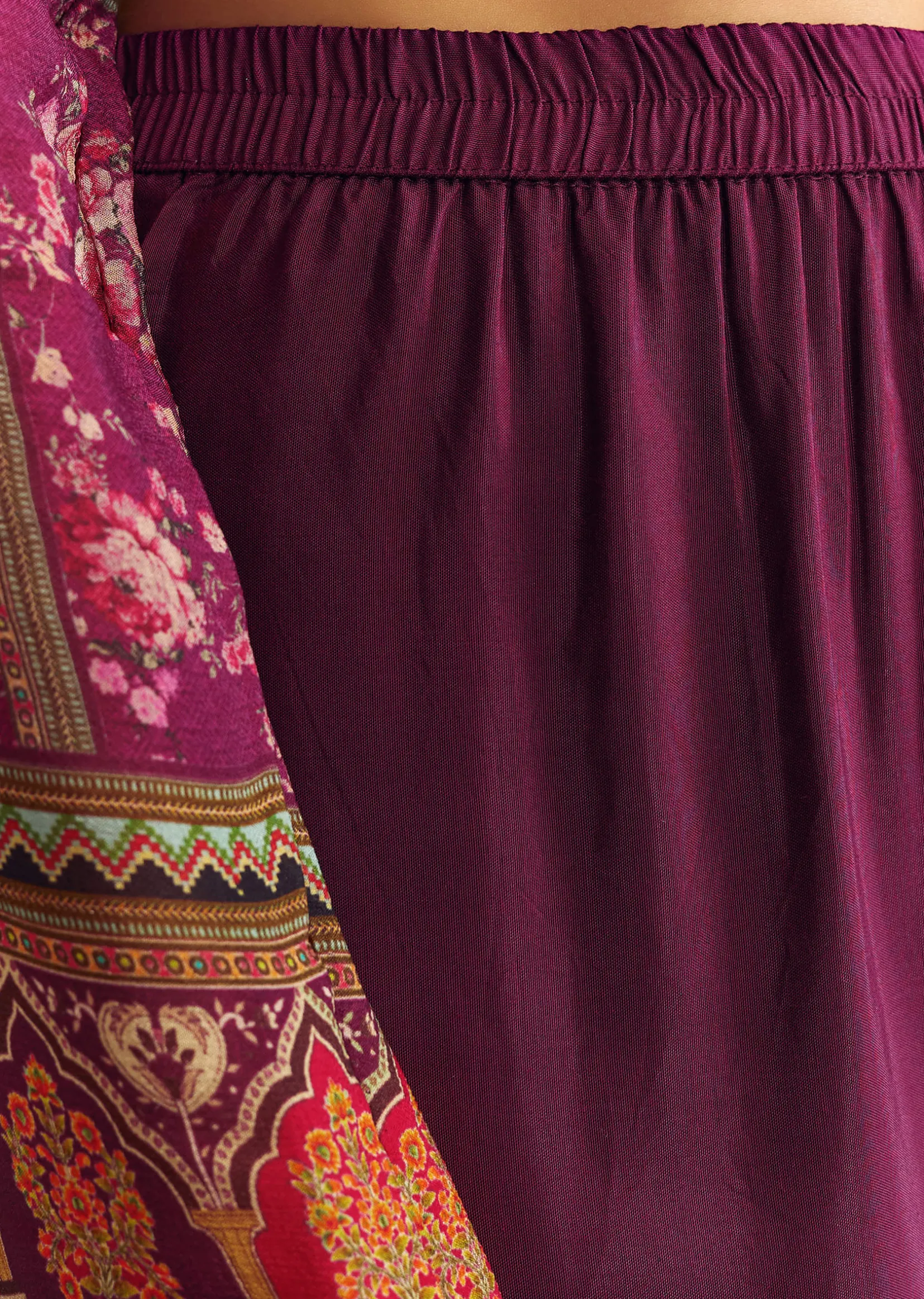 Purple Wine Floral Chinon Kurta Set With Gotta Lace Dupatta
