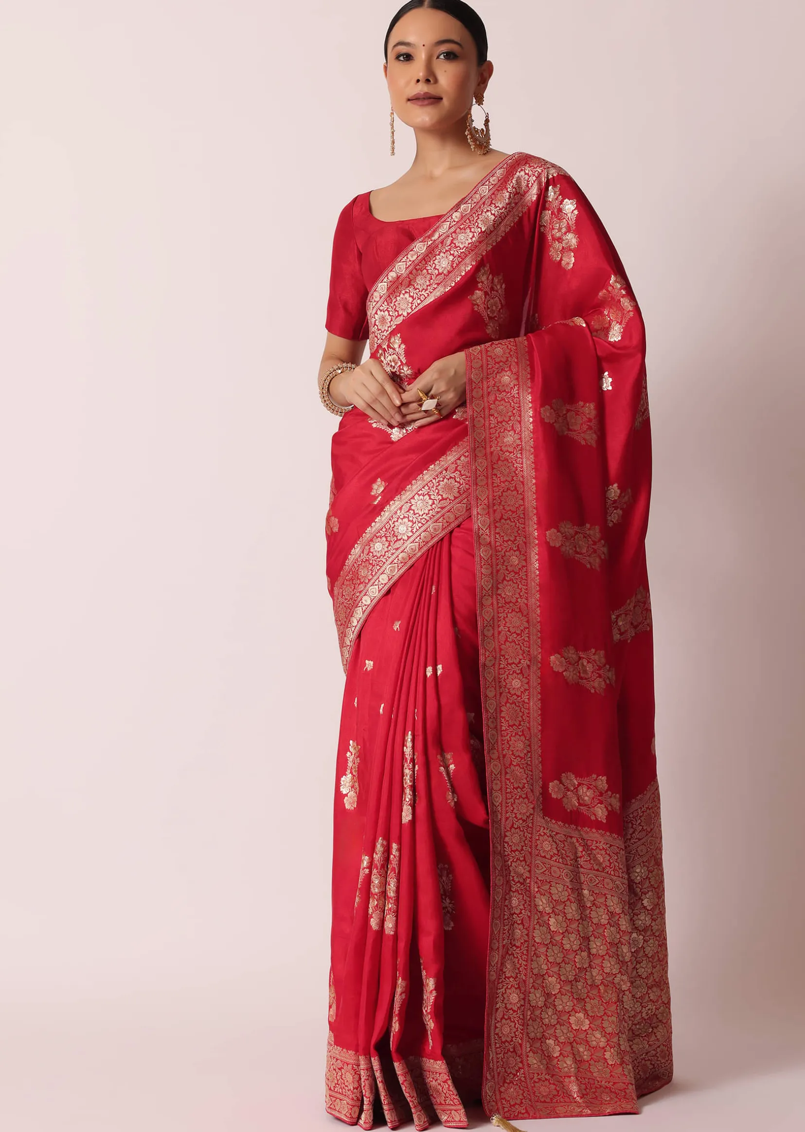 Red Banarasi Silk Saree With Woven Floral Motifs And Unstitched Blouse Piece