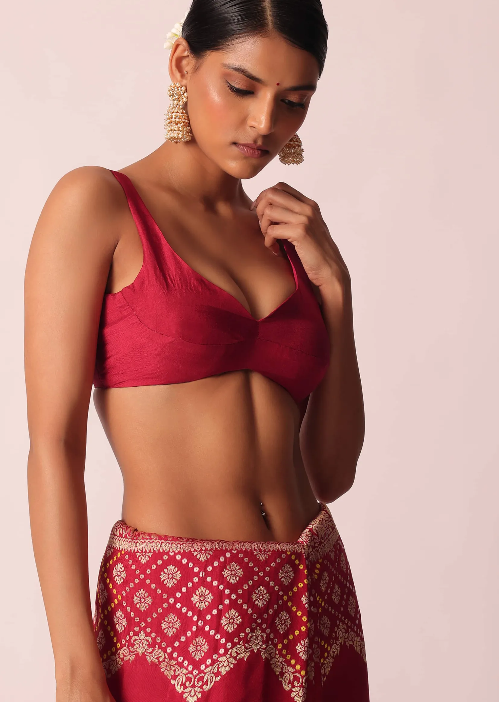 Red Bandhani Weave Saree In Silk With Unstitched Blouse Piece
