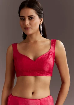 Red Crushed Tissue Saree With Floral Embroidery And Scallop Border