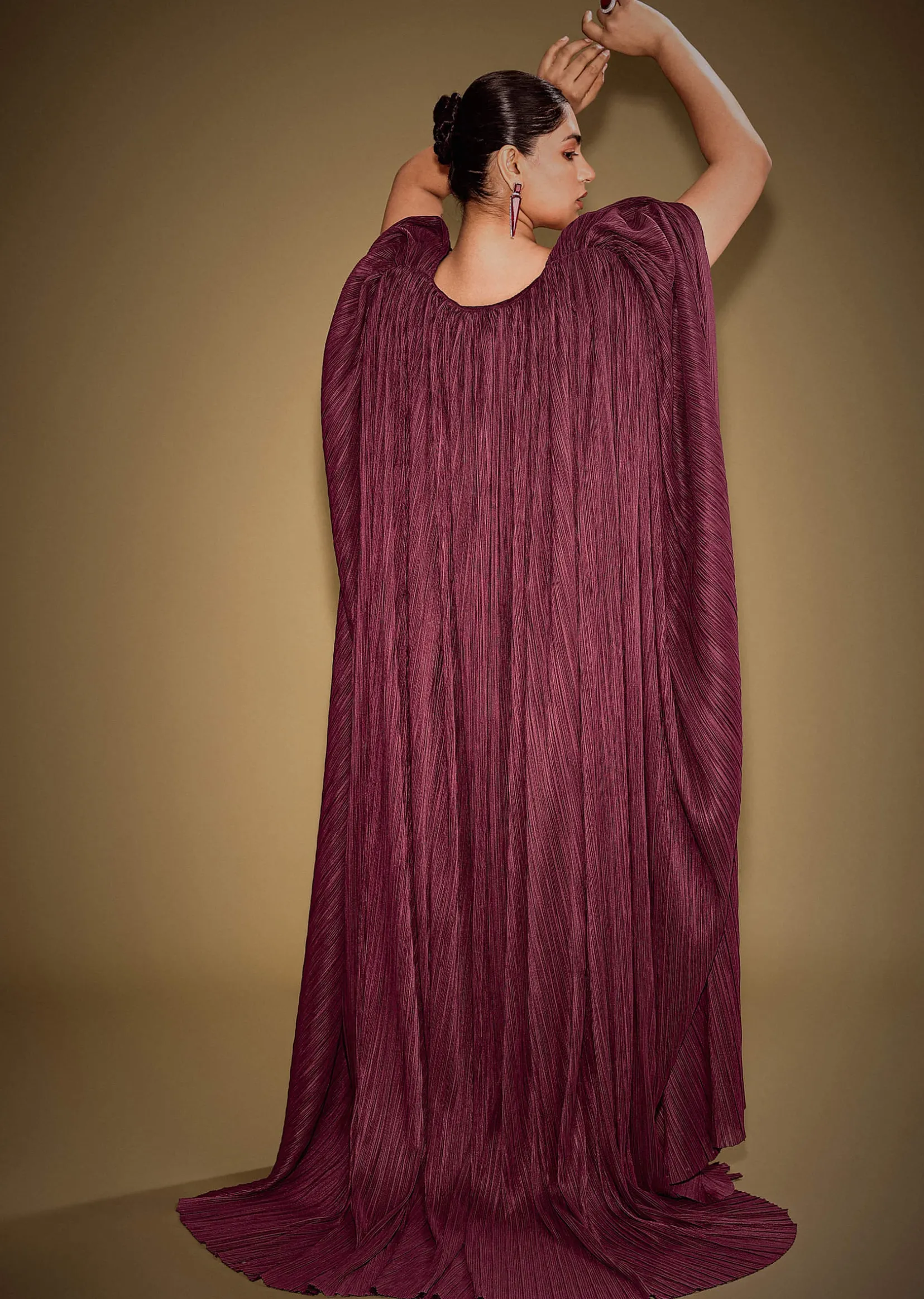 Red Hand Embroidered Blouse With Drape Skirt And Crushed Cape