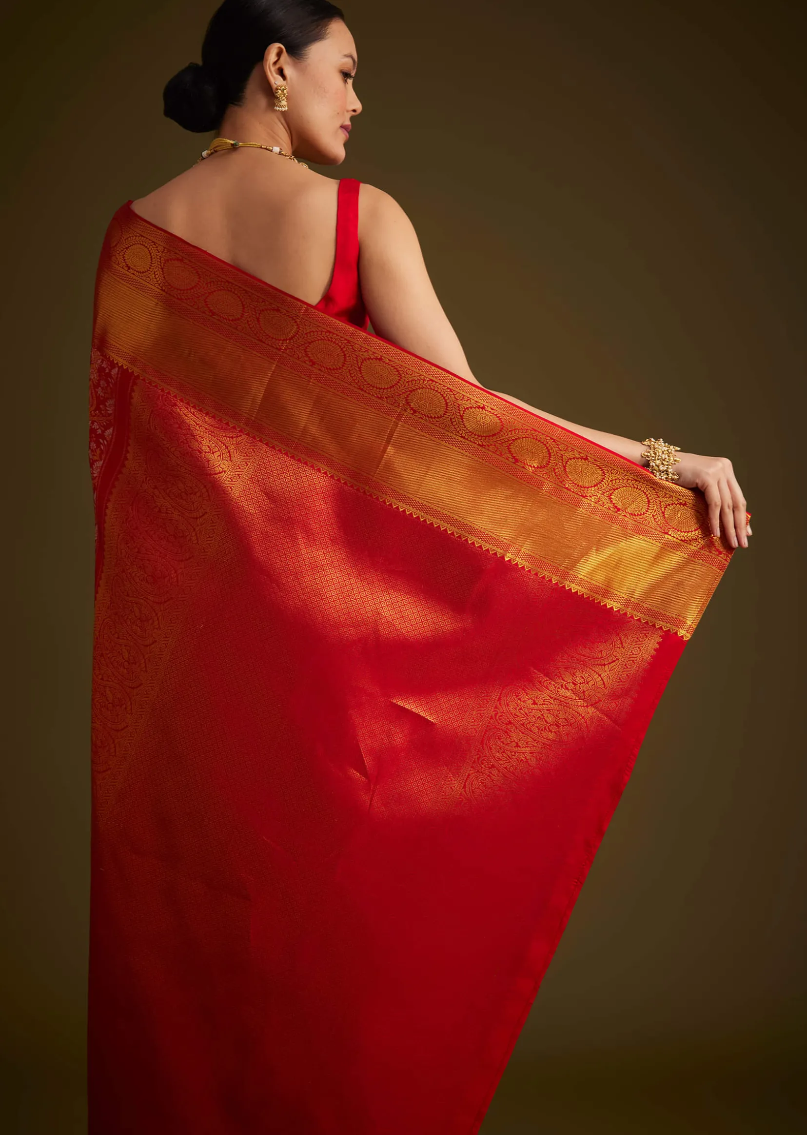 Red Kanjivaram Silk Saree With Golden Zari Detailing