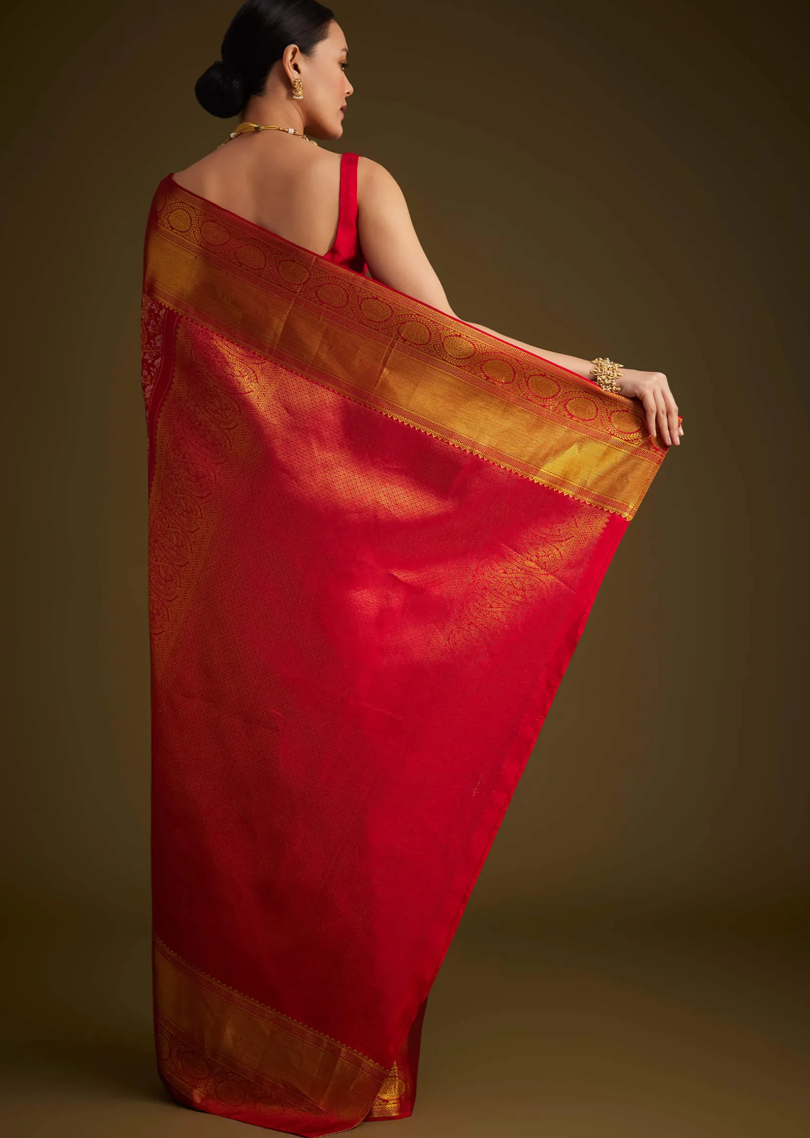 Red Kanjivaram Silk Saree With Golden Zari Detailing