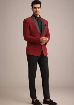 Red Knit Tuxedo Set With Pocket Square