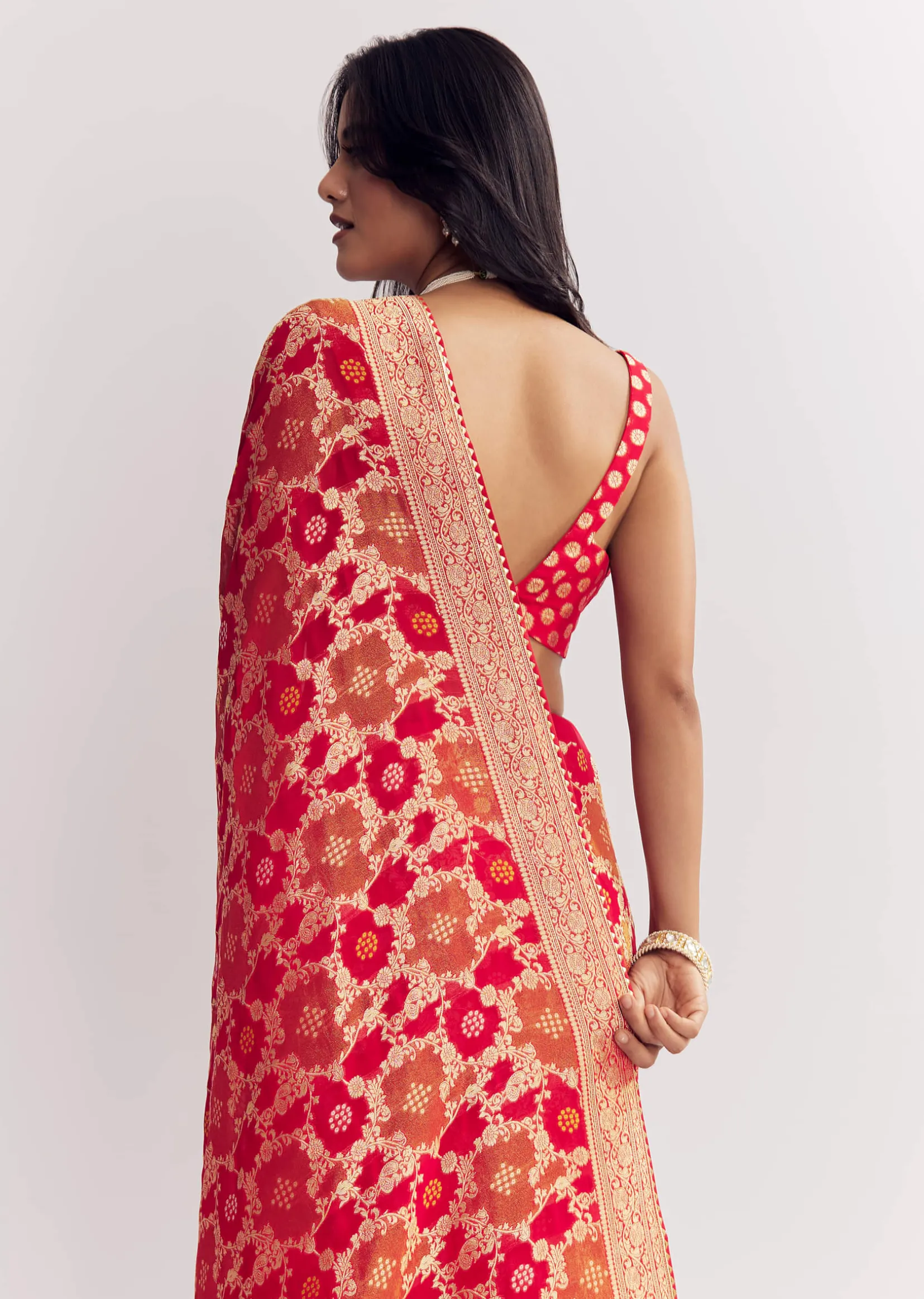 Red Shaded Dola Silk Saree With Zari Jaal Work