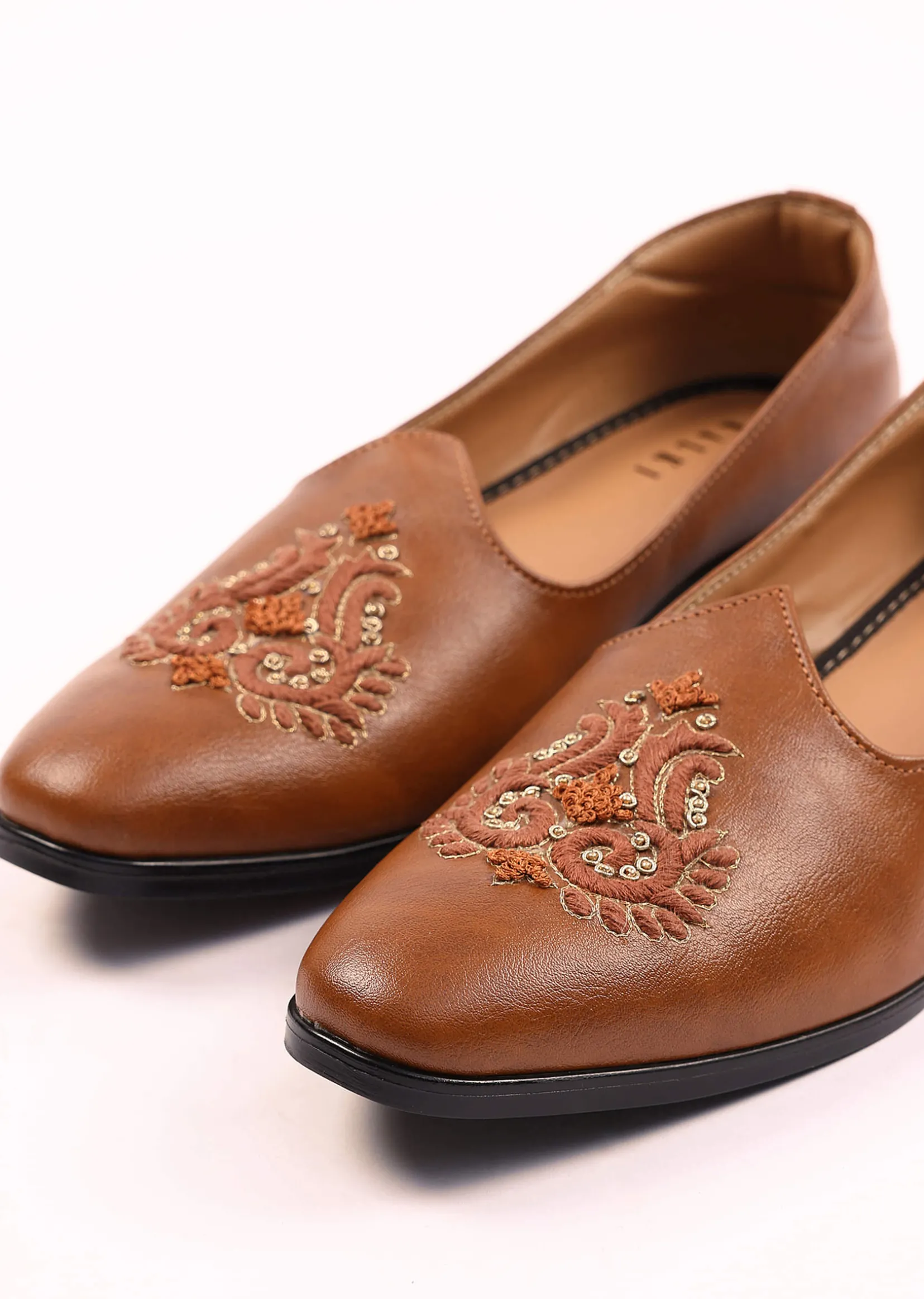 Tan Brown Jutti With Handwork