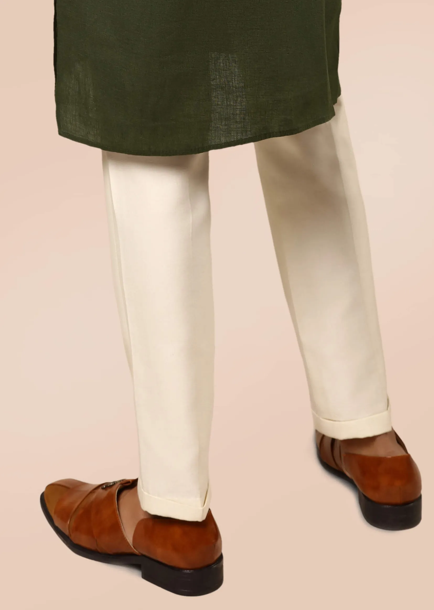 Tan Peshawari Footwear In Rexine And Suede Leather Embellished With A Brooch