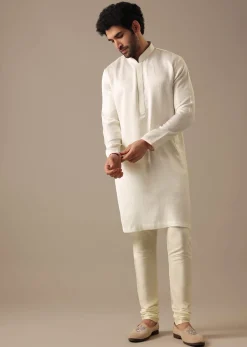White Floral Bundi & Kurta Set In Silk