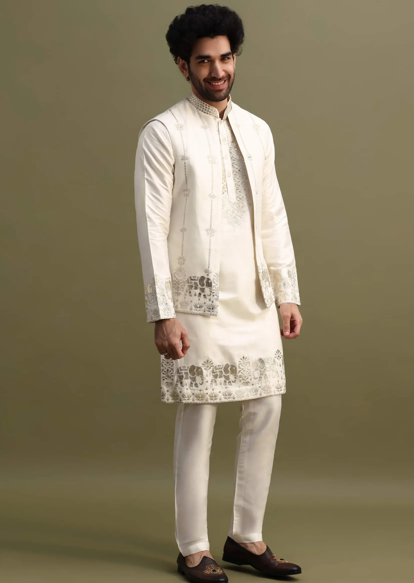 White Gold Foil Apllique Work On Kurta Jacket Set