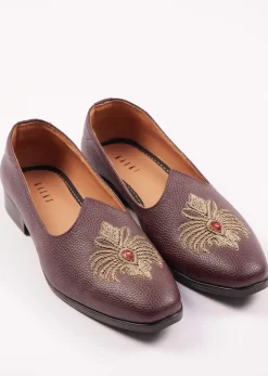 Wine Zardosi Work Juttis