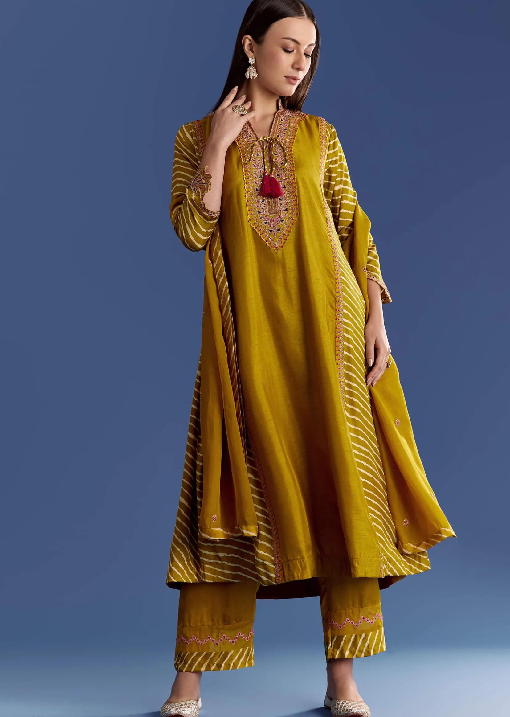 Yellow Leheriya Kurta Set With Zari And Butti Dupatta