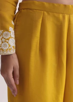 Yellow Organza Resham Threadwork Embroiderd Kurti Pant Set