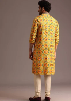 Yellow Pashmina Print Kurta And Pyjama