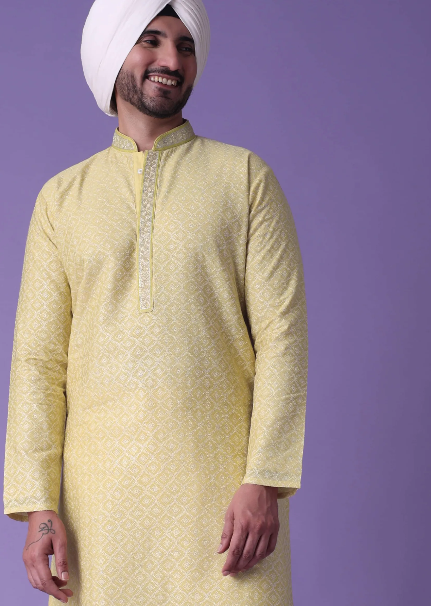 Yellow Printed Kurta Set In Silk With Zari Work