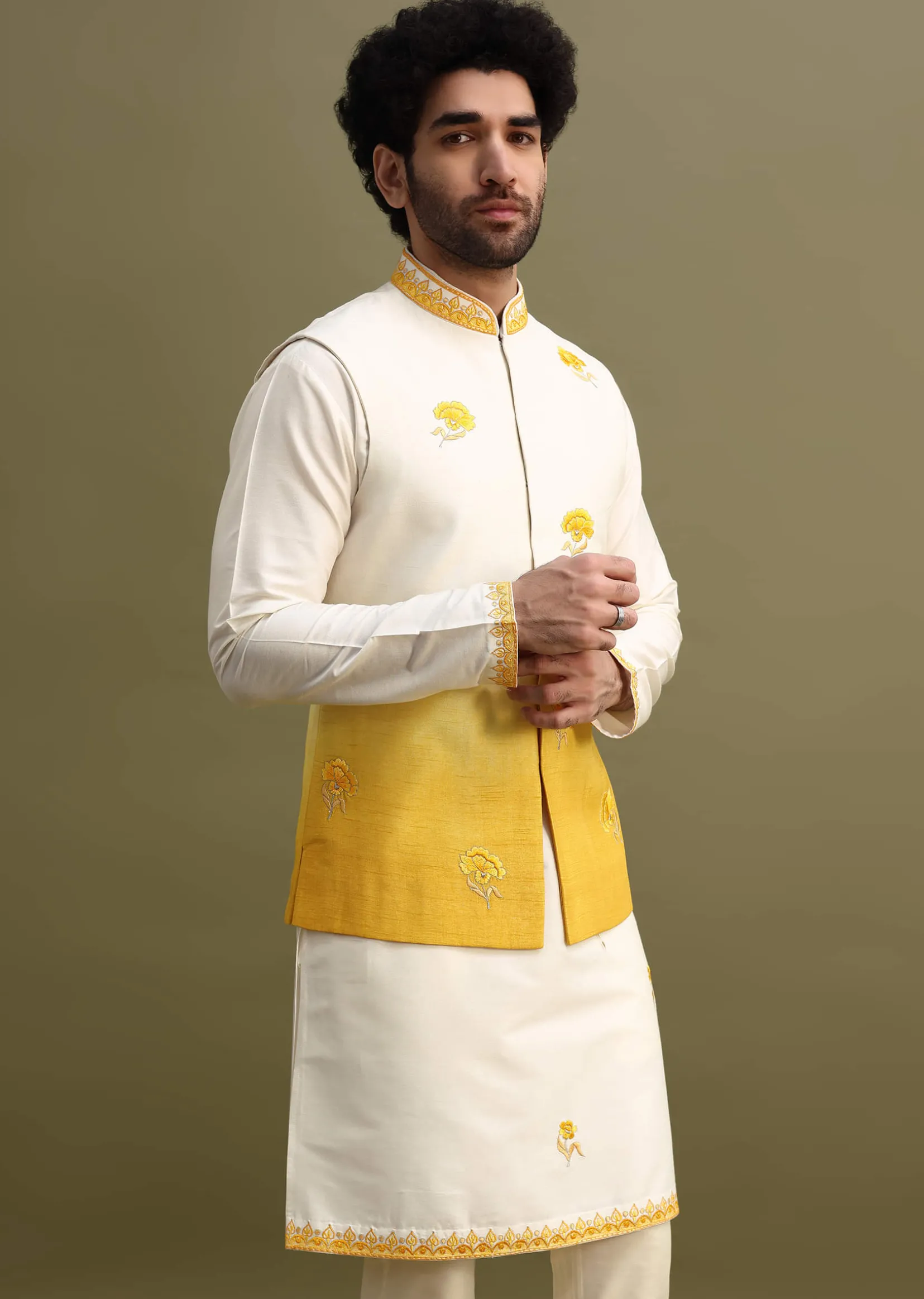 Yellow Shaded Kurta Set With Floral Motif Jacket